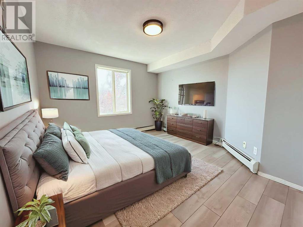 Single Family House for Sale in   Somervale Court SW Somerset Calgary 