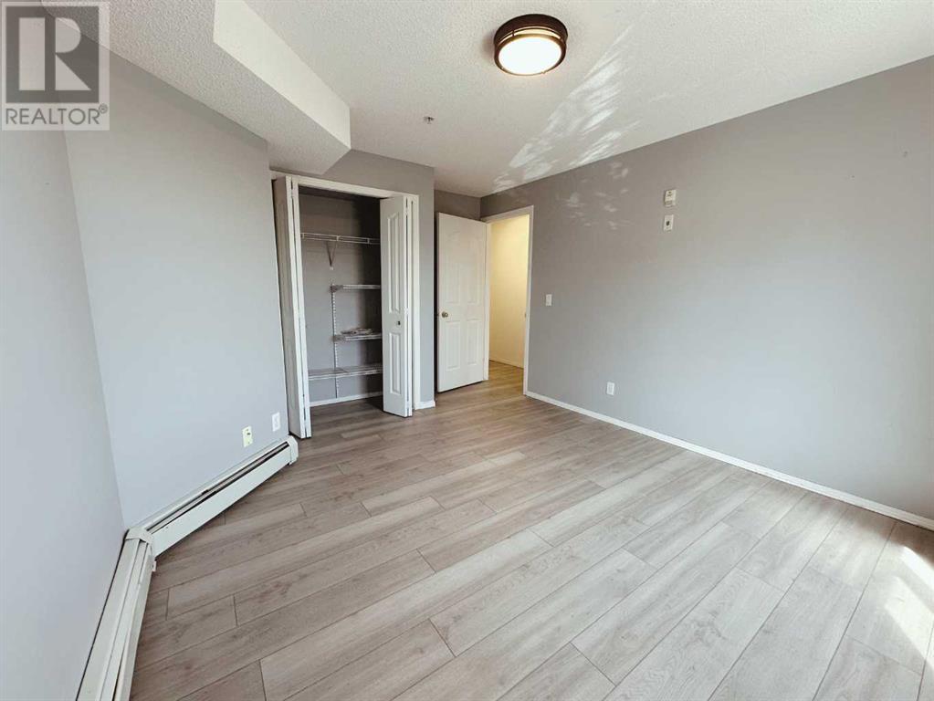 Single Family House for Sale in   Somervale Court SW Somerset Calgary 