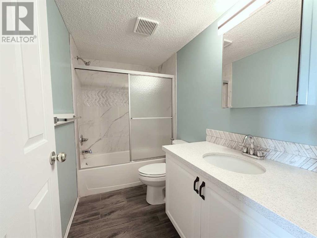 Single Family House for Sale in   Somervale Court SW Somerset Calgary 
