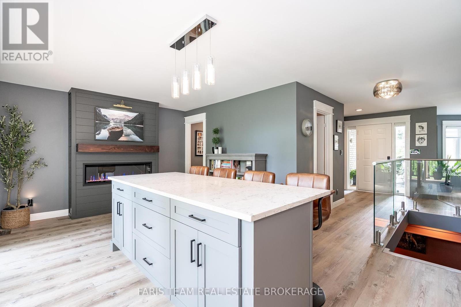 Photo 46 of 30 Bourgeois Beach Road, Tay ON