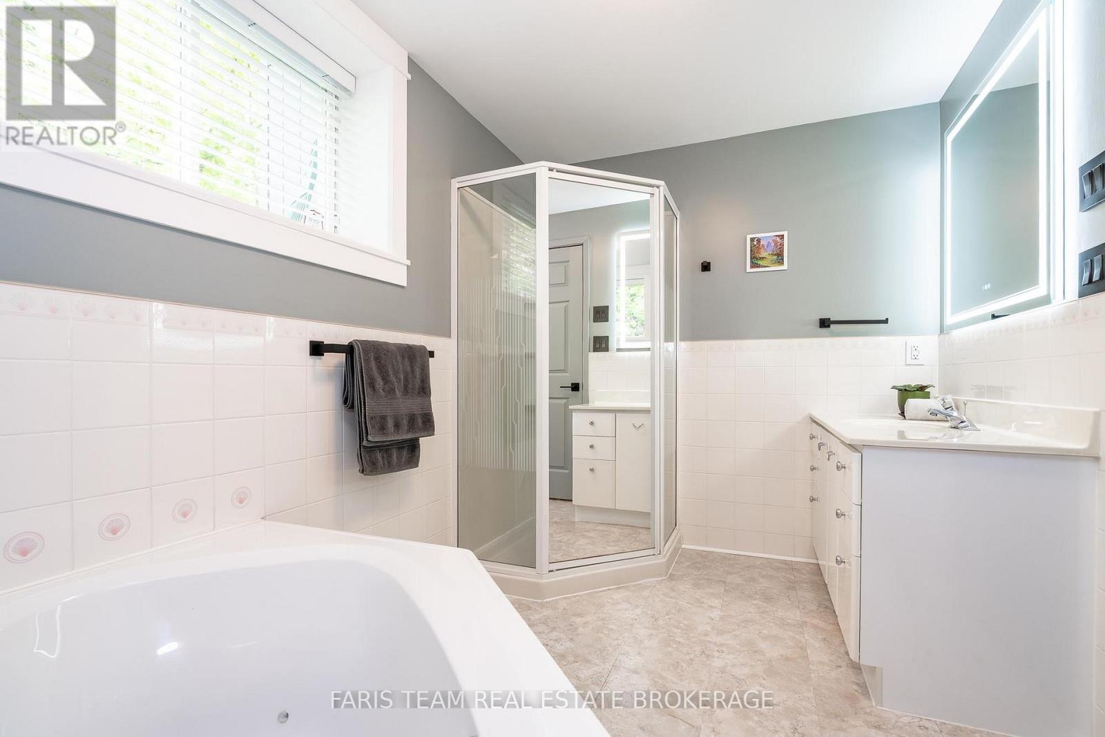 Photo 13 of 30 Bourgeois Beach Road, Tay ON