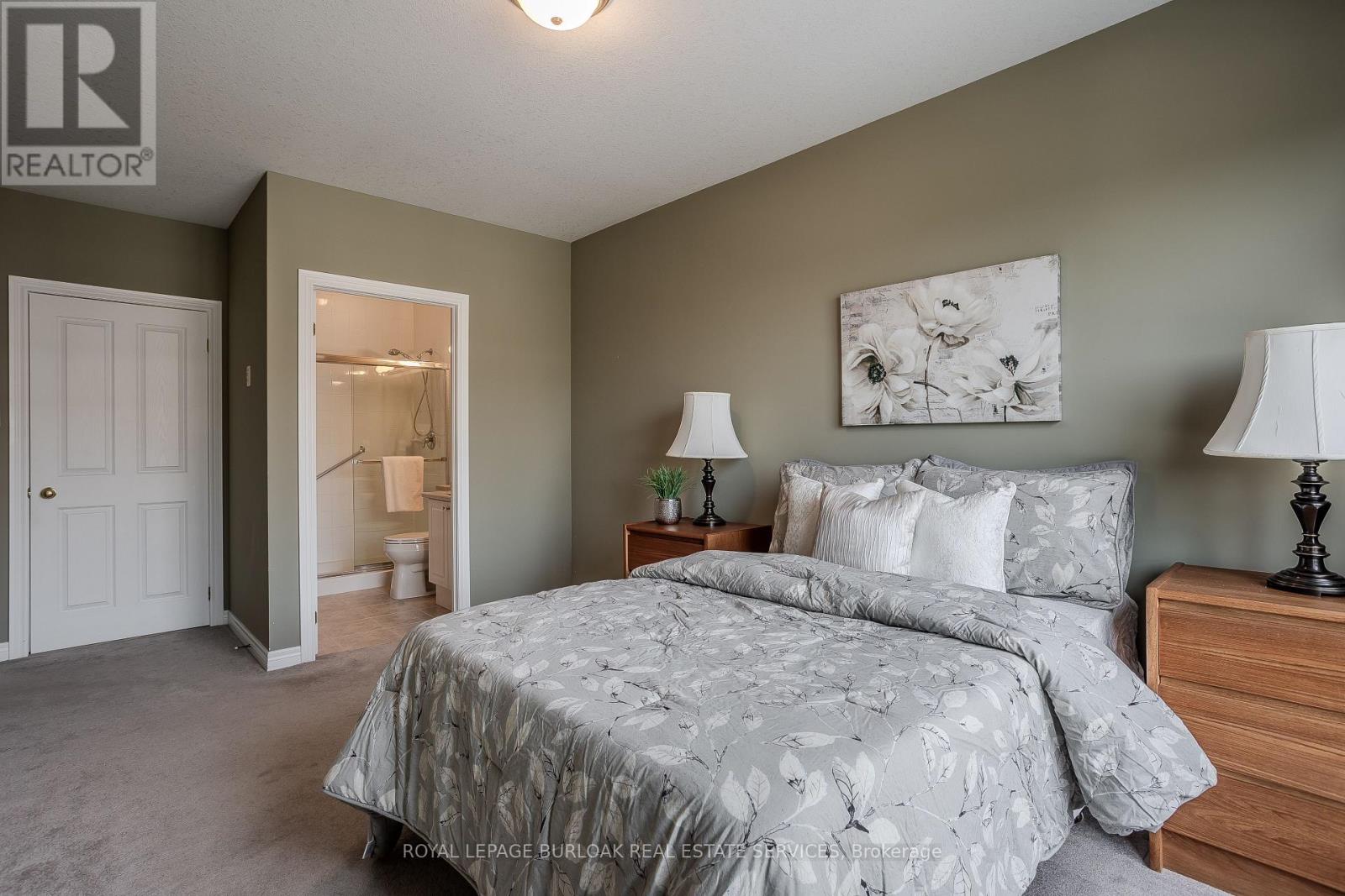 Photo 24 of 410 1998 Ironstone Drive, Burlington ON