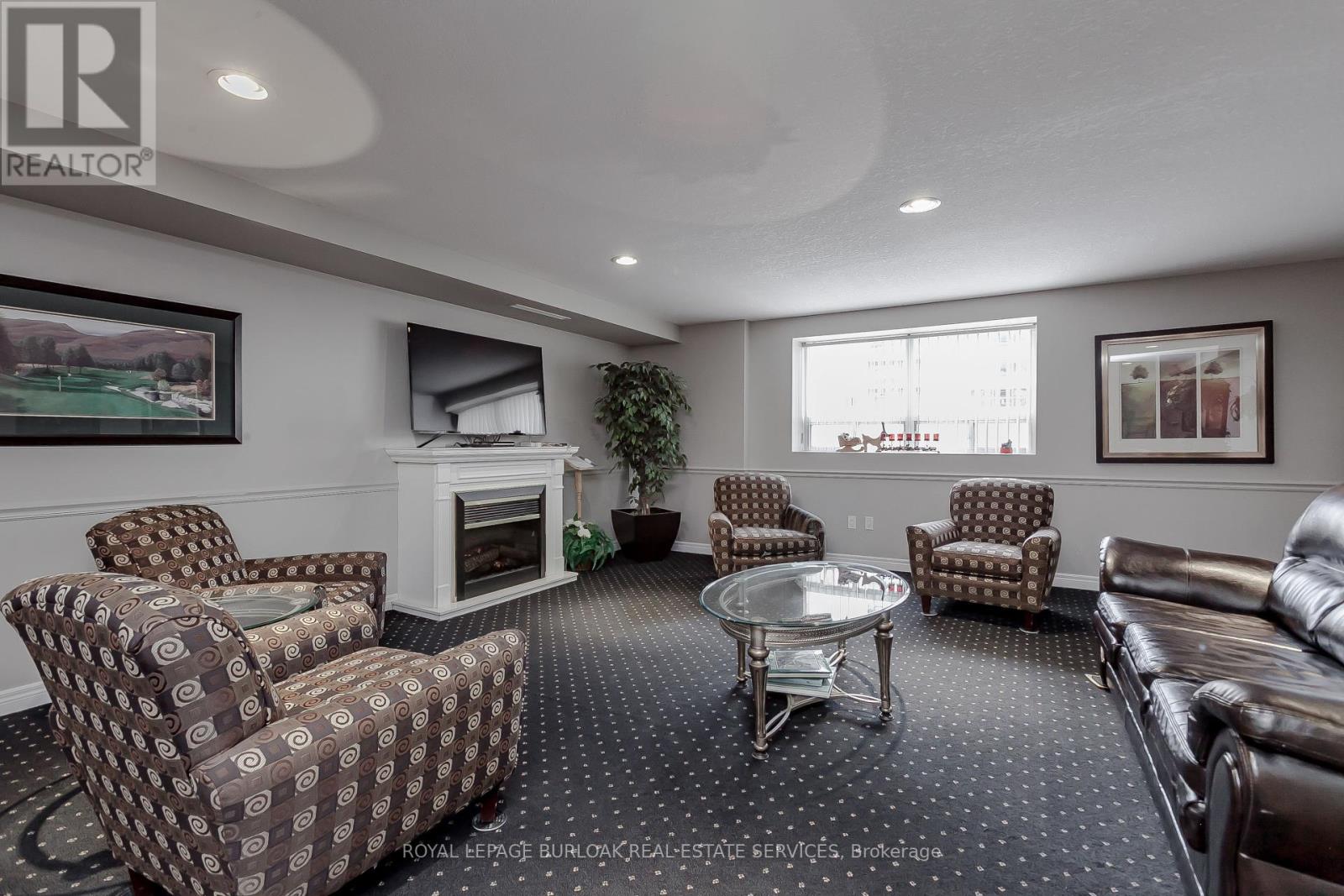 Photo 25 of 410 1998 Ironstone Drive, Burlington ON