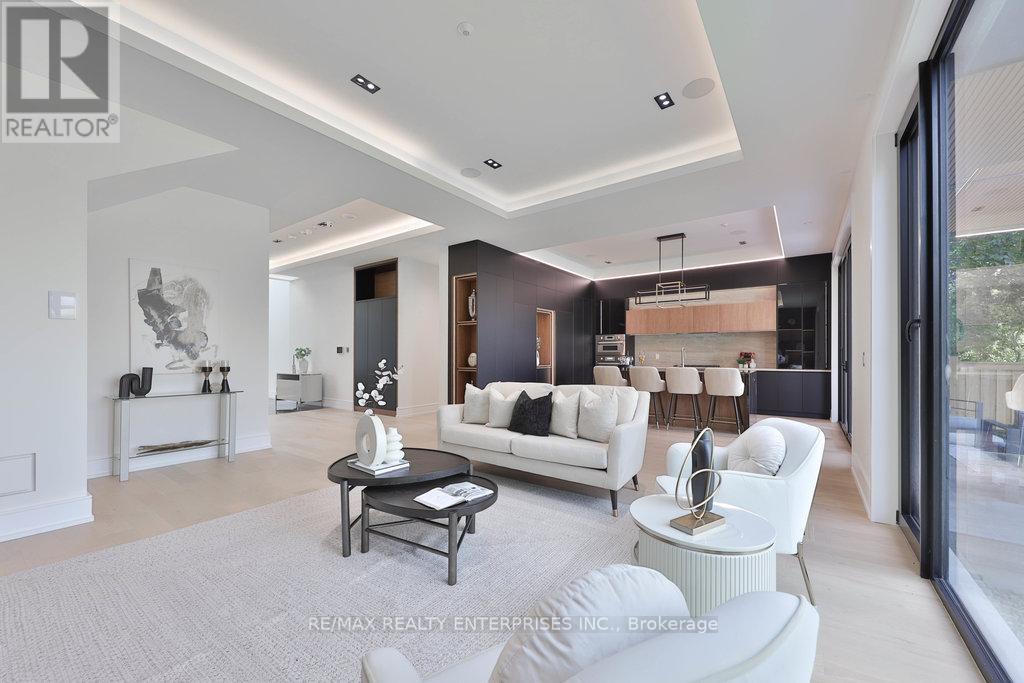 Photo 10 of 1349 Melton Drive, Mississauga ON