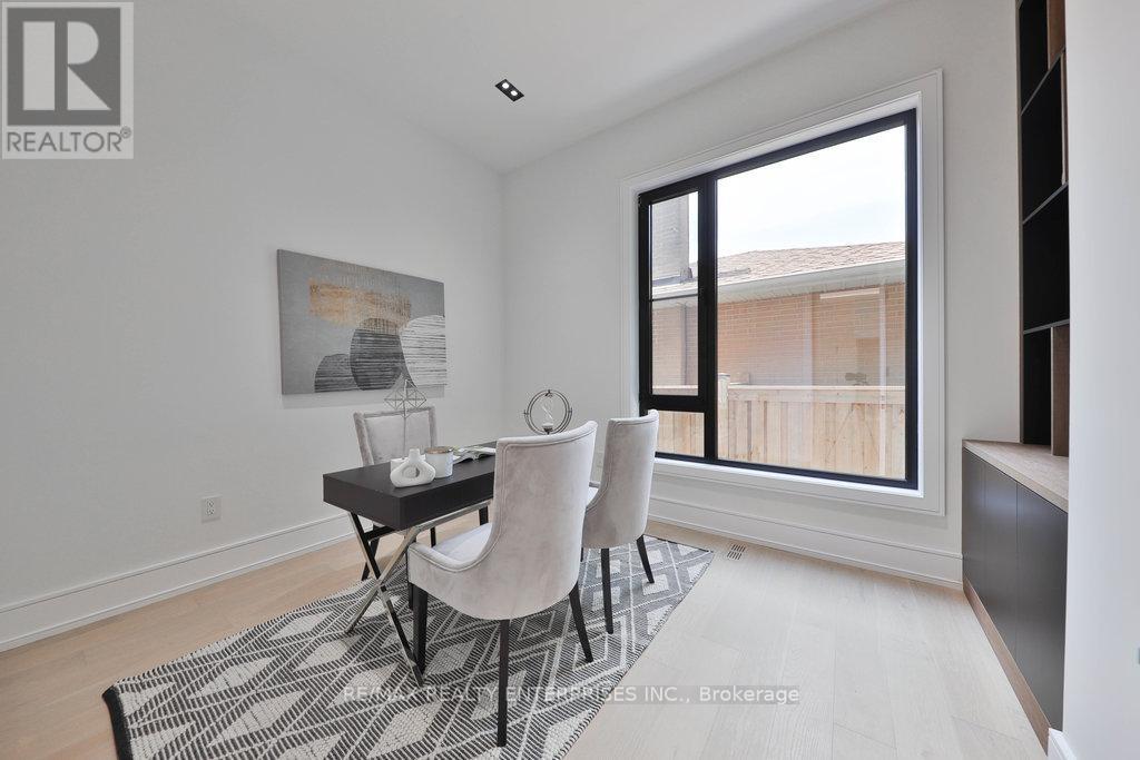 Photo 14 of 1349 Melton Drive, Mississauga ON