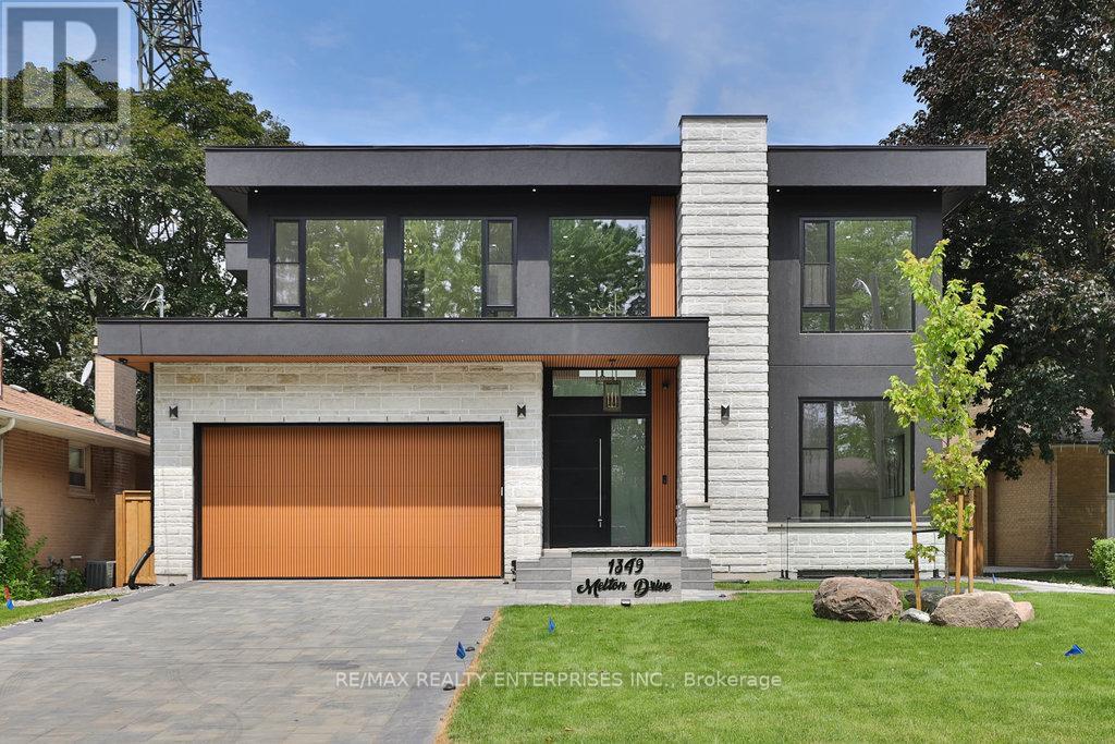 Photo 3 of 1349 Melton Drive, Mississauga ON