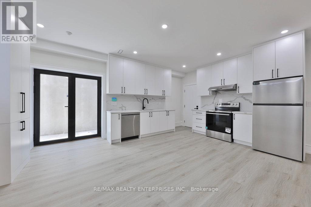 Photo 35 of 1349 Melton Drive, Mississauga ON