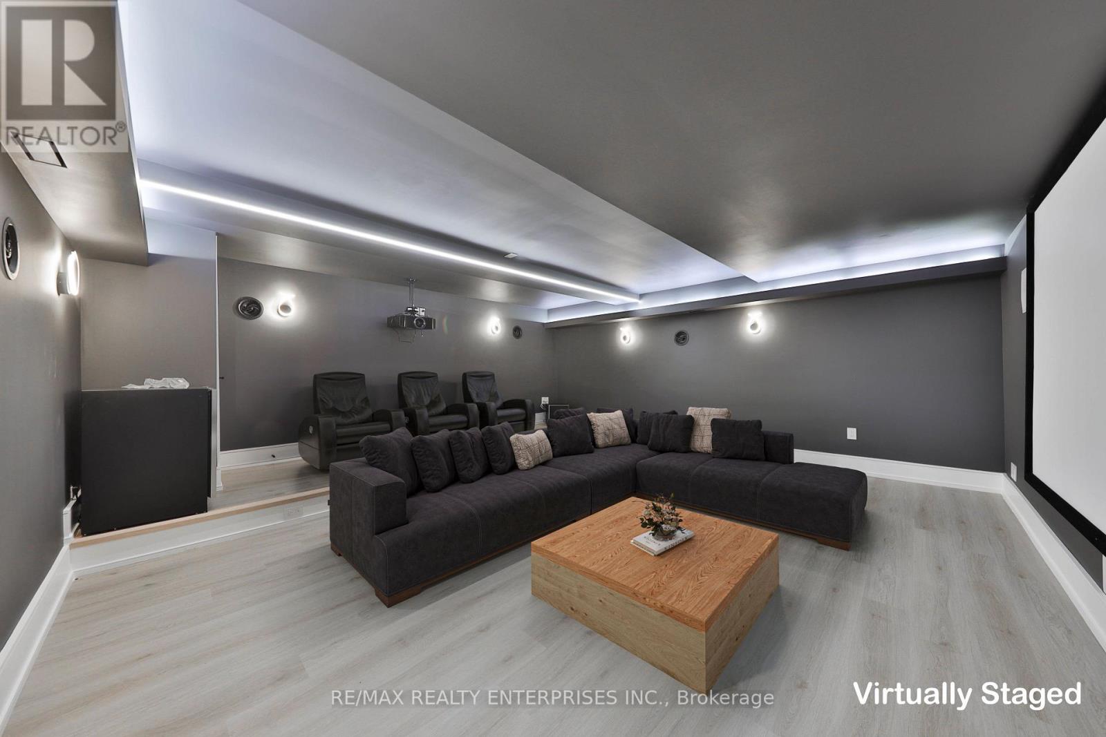 Photo 37 of 1349 Melton Drive, Mississauga ON