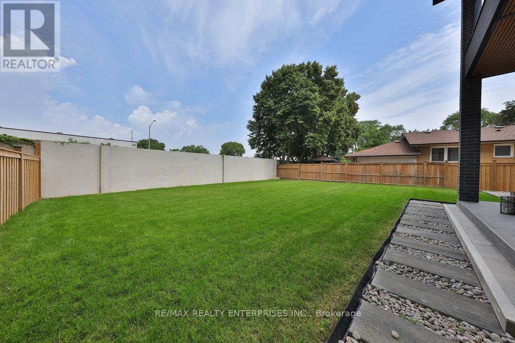 Photo 50 of 1349 Melton Drive, Mississauga ON