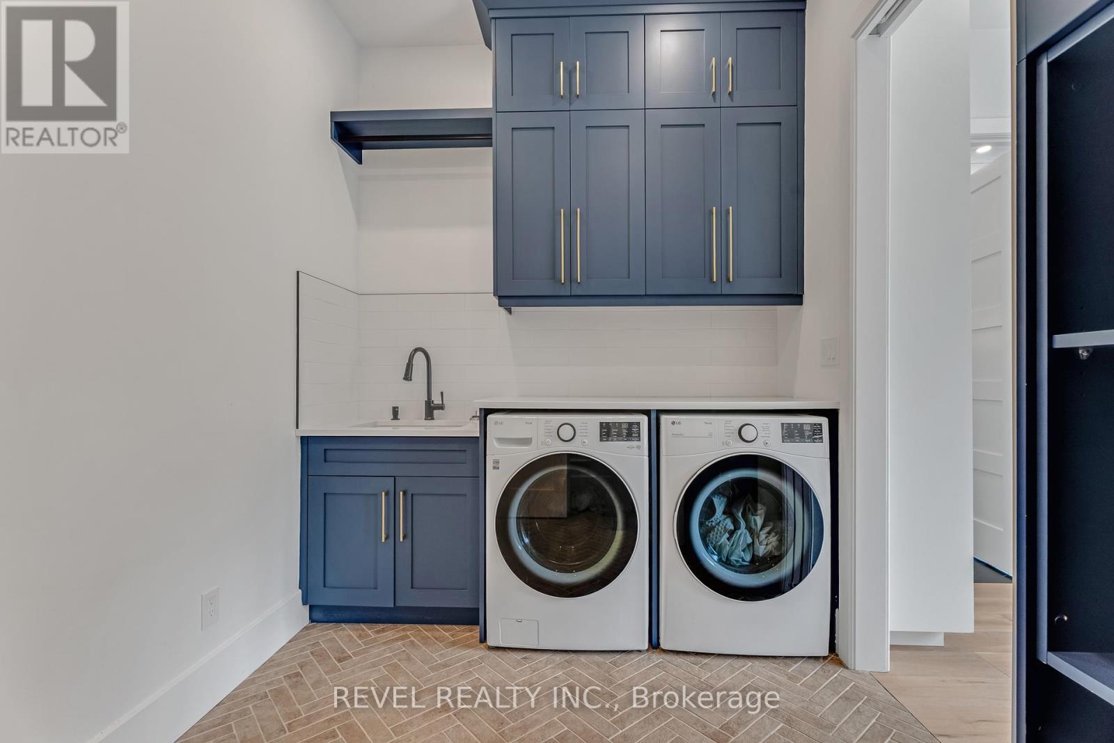 Photo 20 of 4678 Lobsinger Line, Wellesley ON