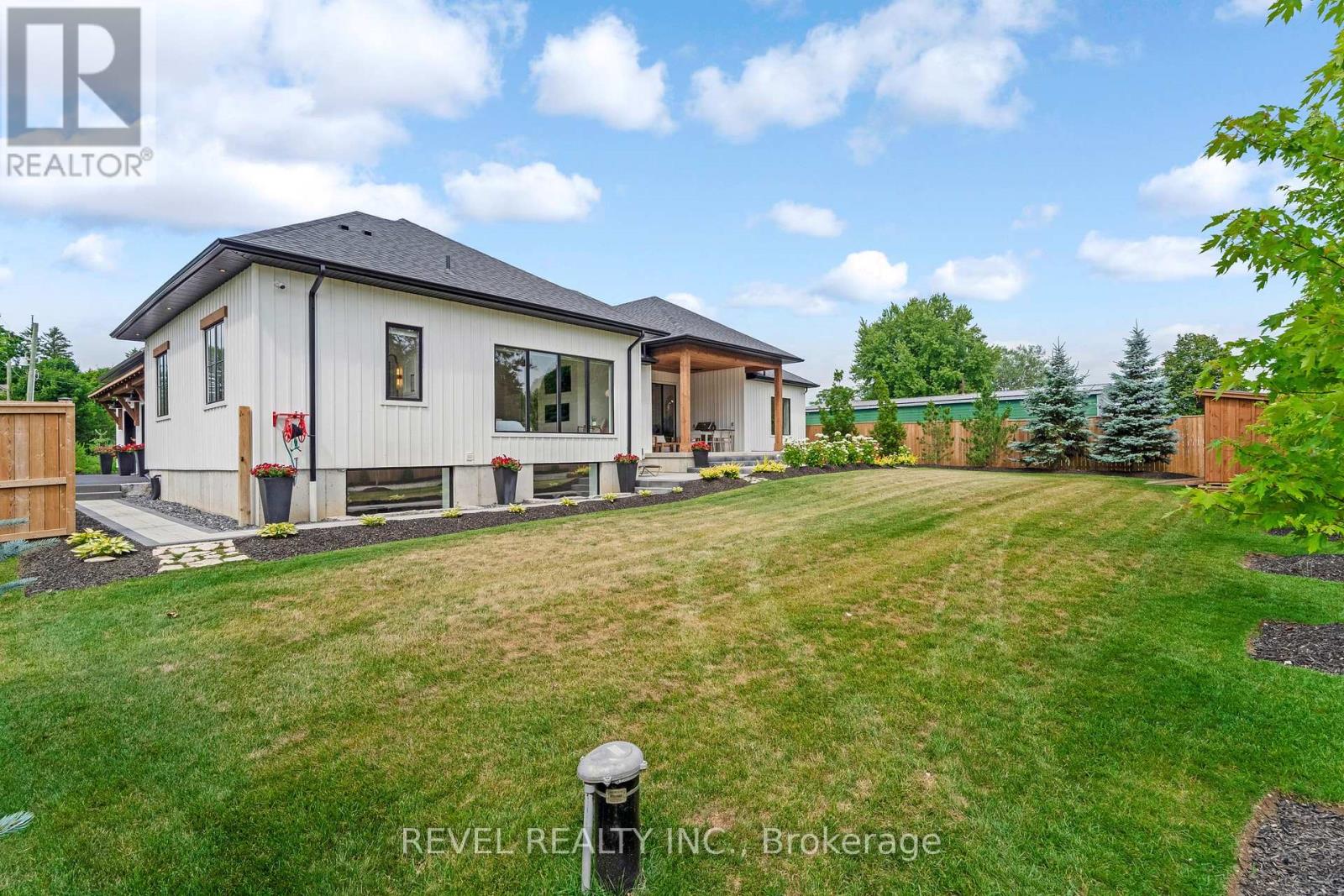 Photo 30 of 4678 Lobsinger Line, Wellesley ON