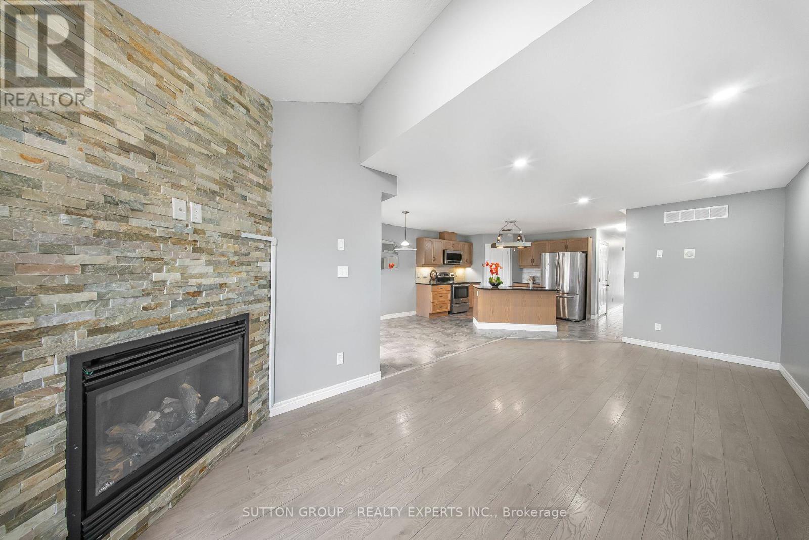 Photo 9 of 1441 Dunkirk Avenue, Woodstock ON