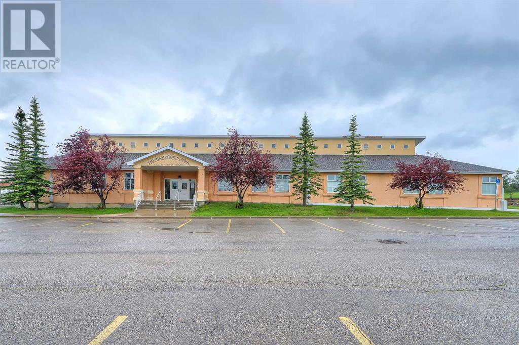 Single Family House for Sale in  Hamptons Link NW Hamptons Calgary 