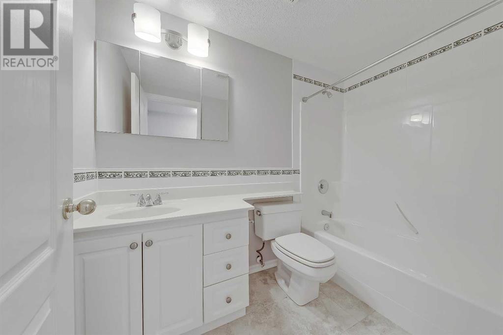 Single Family House for Sale in  Hamptons Link NW Hamptons Calgary 