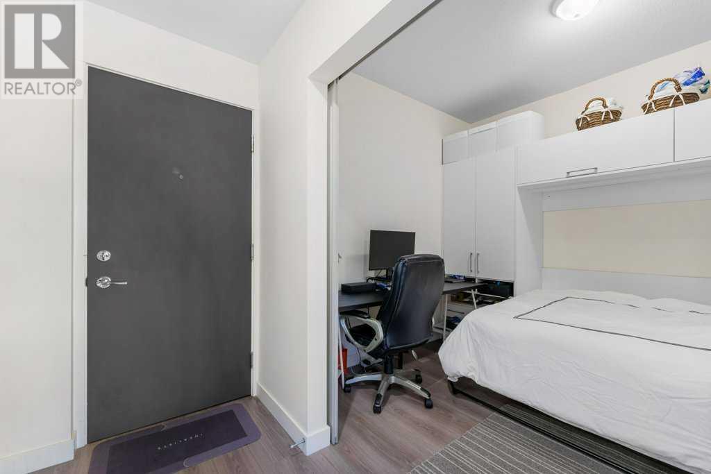 Single Family House for Sale in    Street NW Hillhurst Calgary 