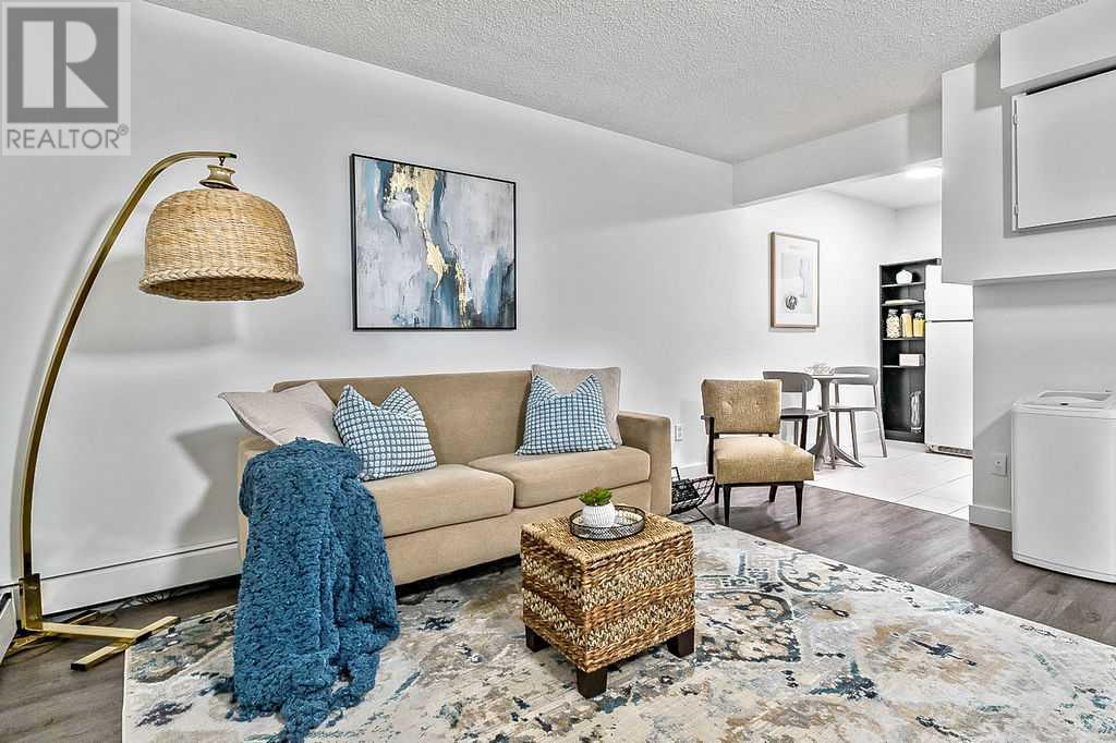 Single Family House for Sale in    Street NW Highland Park Calgary 