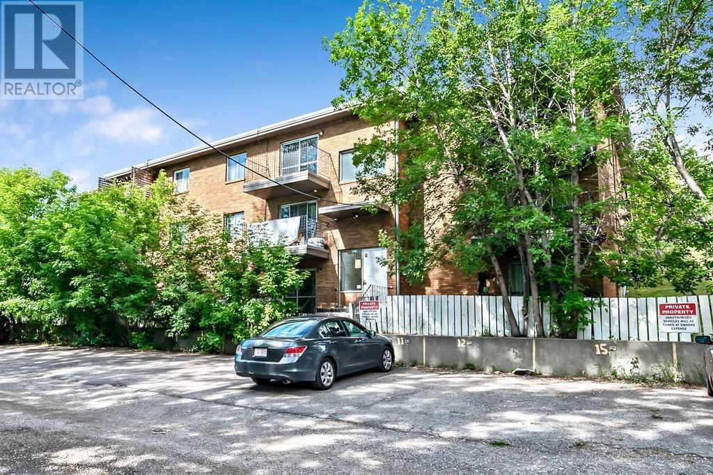 Single Family House for Sale in    Street NW Highland Park Calgary 