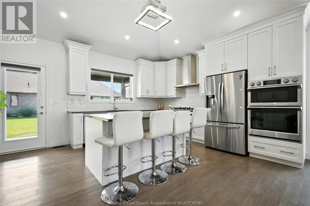 Photo 12 of 1541 Clearwater Avenue, Windsor ON