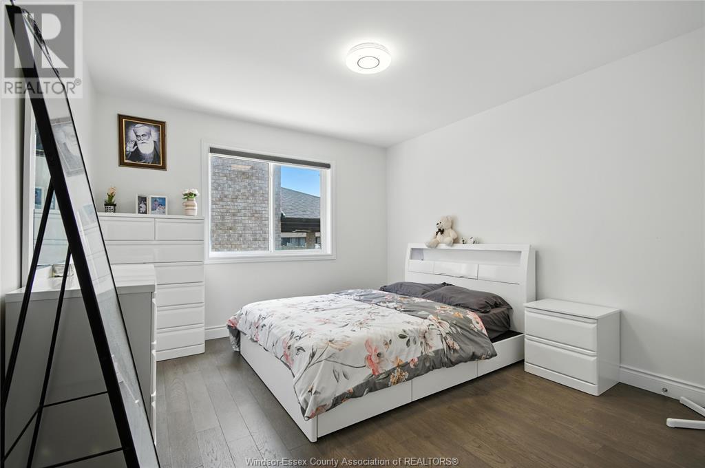 Photo 17 of 1541 Clearwater Avenue, Windsor ON