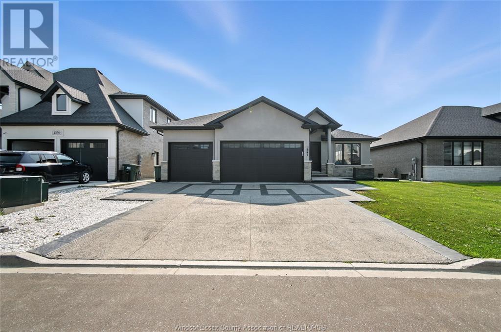 Photo 3 of 1541 Clearwater Avenue, Windsor ON