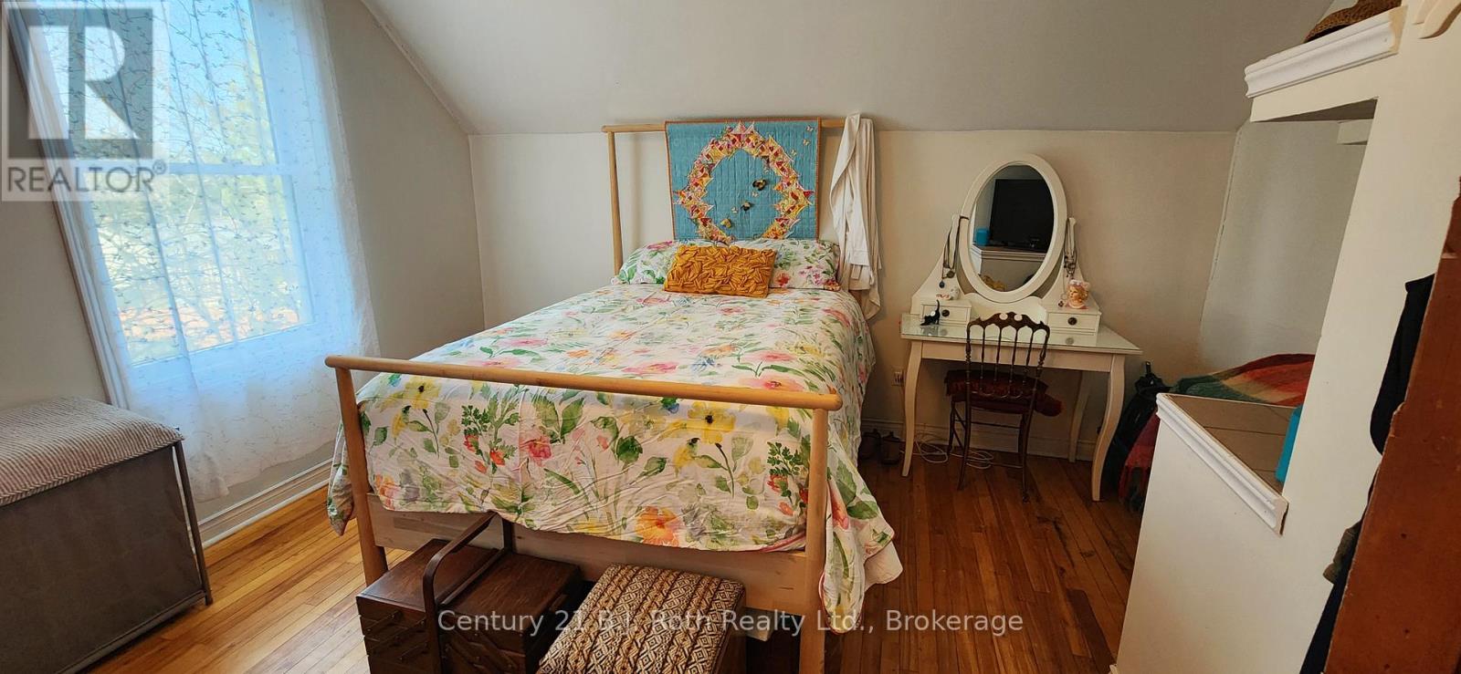 Photo 19 of 4 Stocking Lane, Huntsville ON