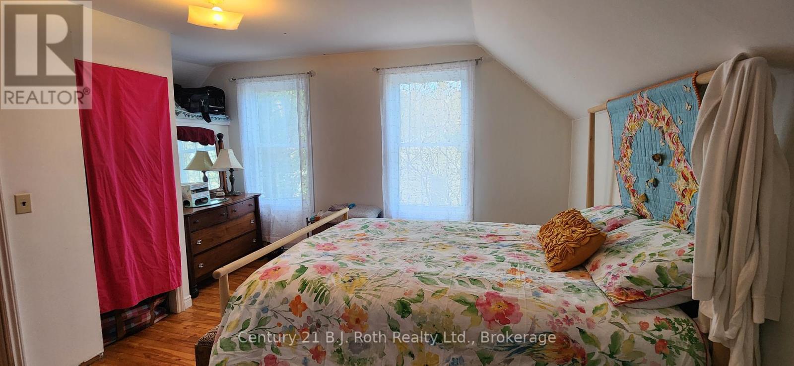 Photo 14 of 4 Stocking Lane, Huntsville ON