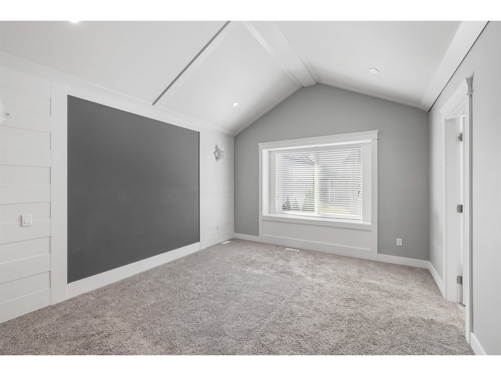 Photo 21 of 14138 60 A Avenue, Surrey BC