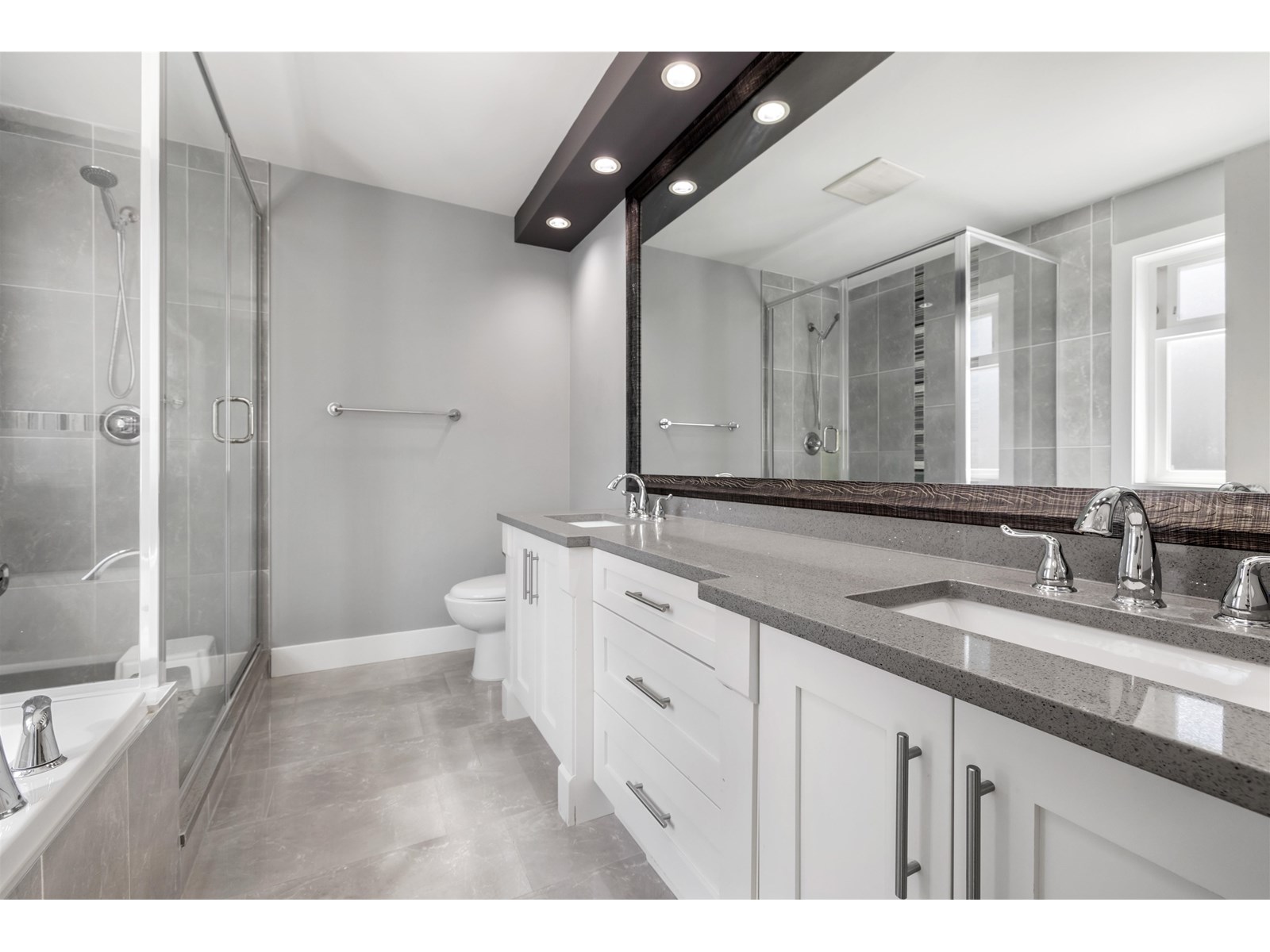 Photo 23 of 14138 60 A Avenue, Surrey BC