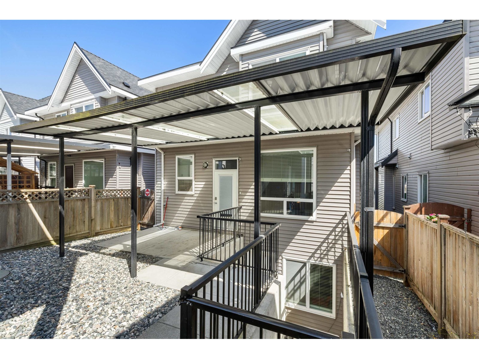 Photo 19 of 14138 60 A Avenue, Surrey BC