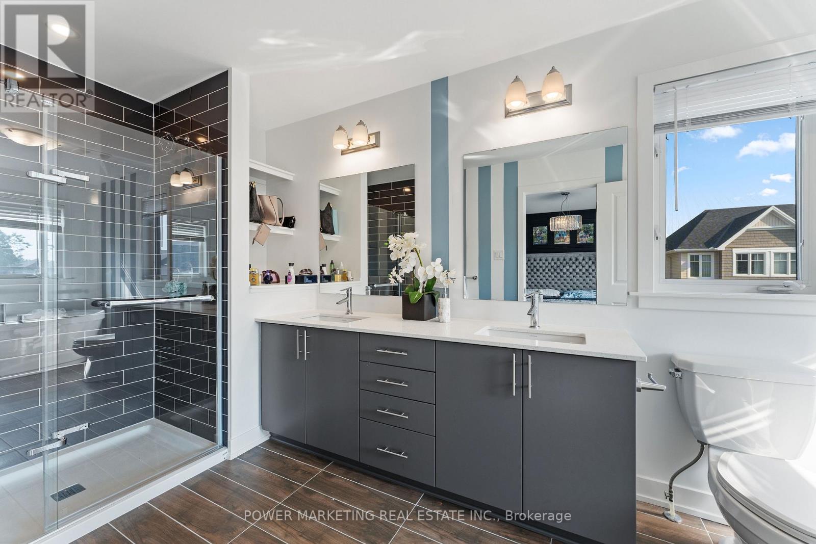 Photo 24 of 74 Finsbury Avenue, Ottawa ON
