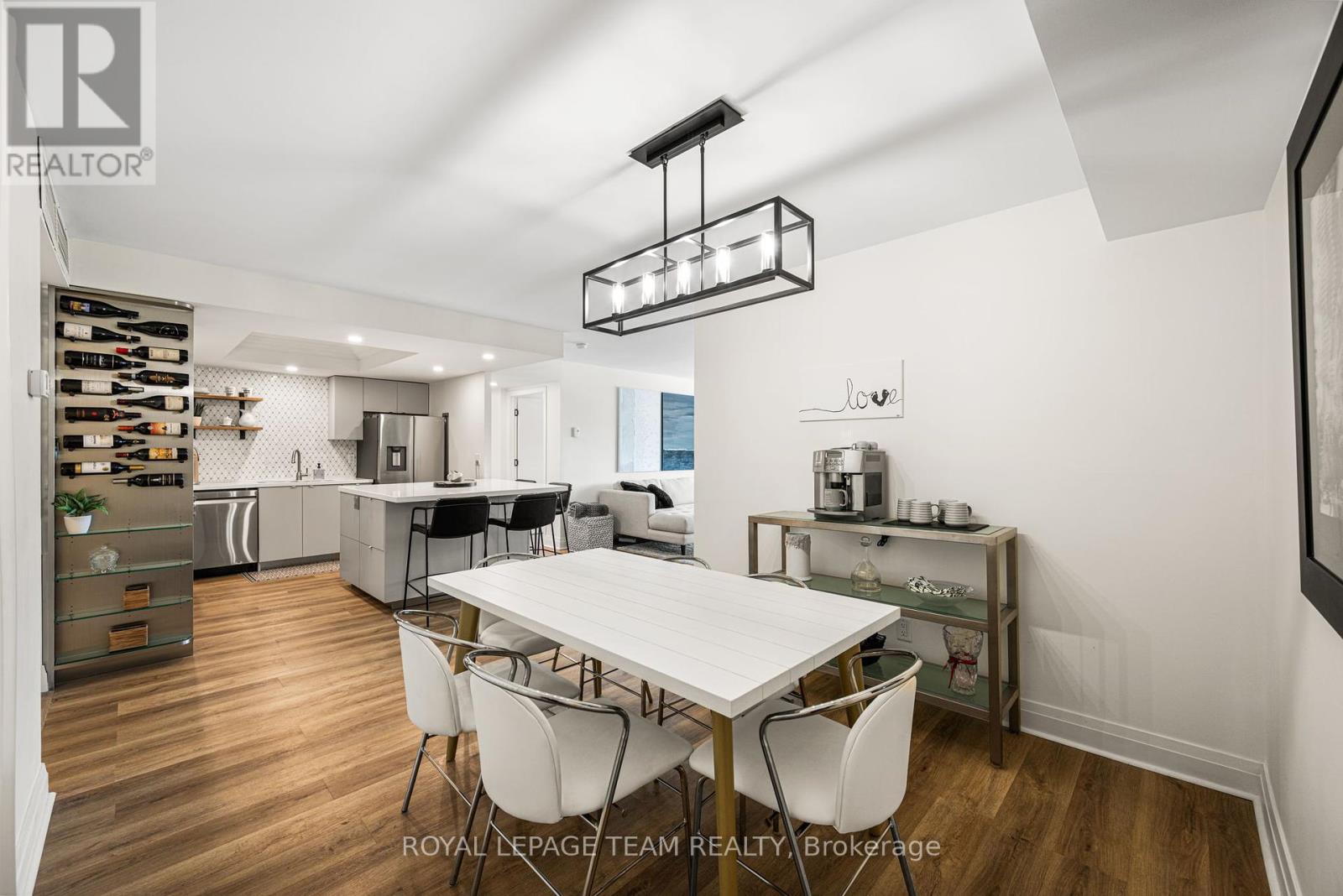 Photo 27 of 401 1510 Riverside Drive, Ottawa ON