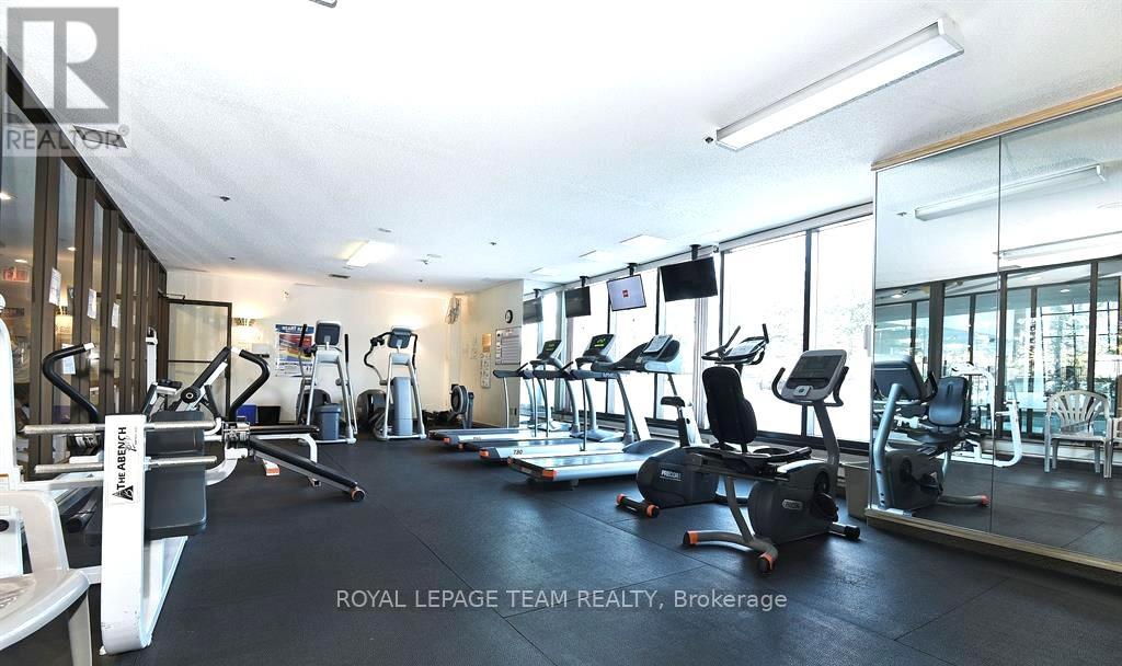 Photo 6 of 401 1510 Riverside Drive, Ottawa ON