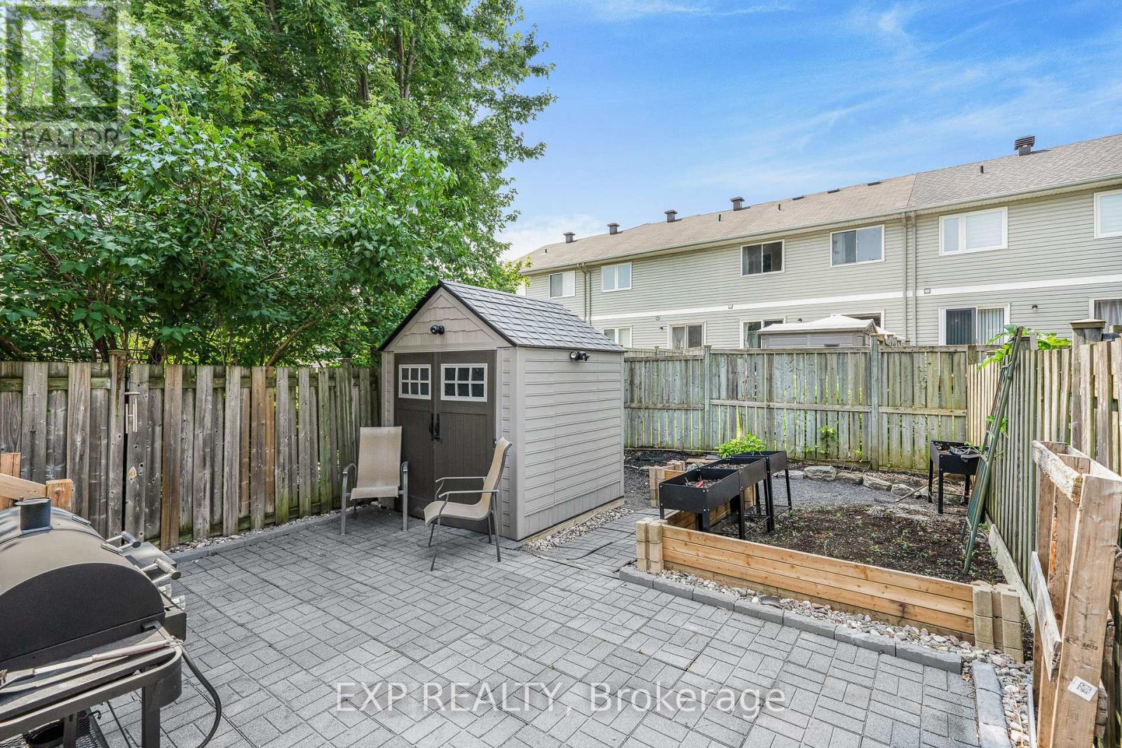 Photo 19 of 44 Tobermory Crescent, Ottawa ON