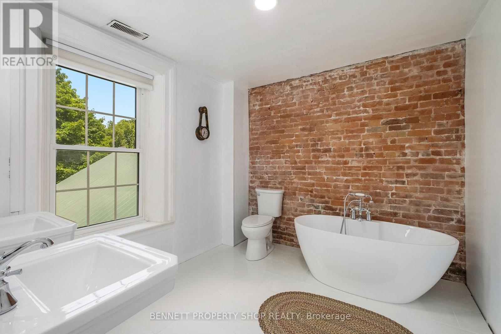 Photo 4 of 8085 County Road 29, Elizabethtownkitley ON