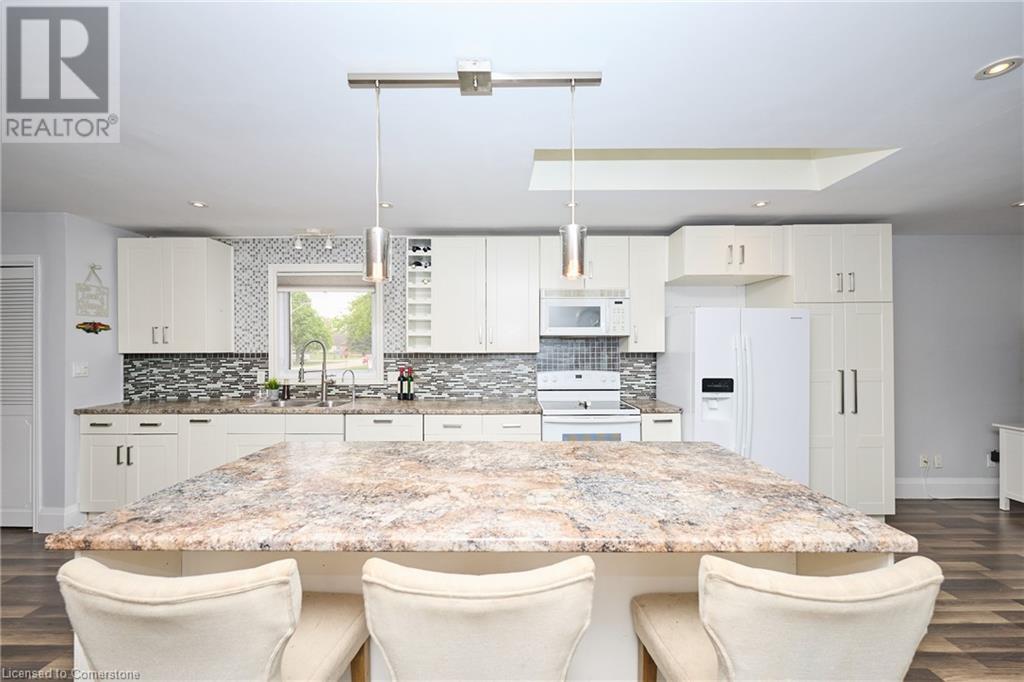 Photo 11 of 3958 23rd Street, Vineland ON