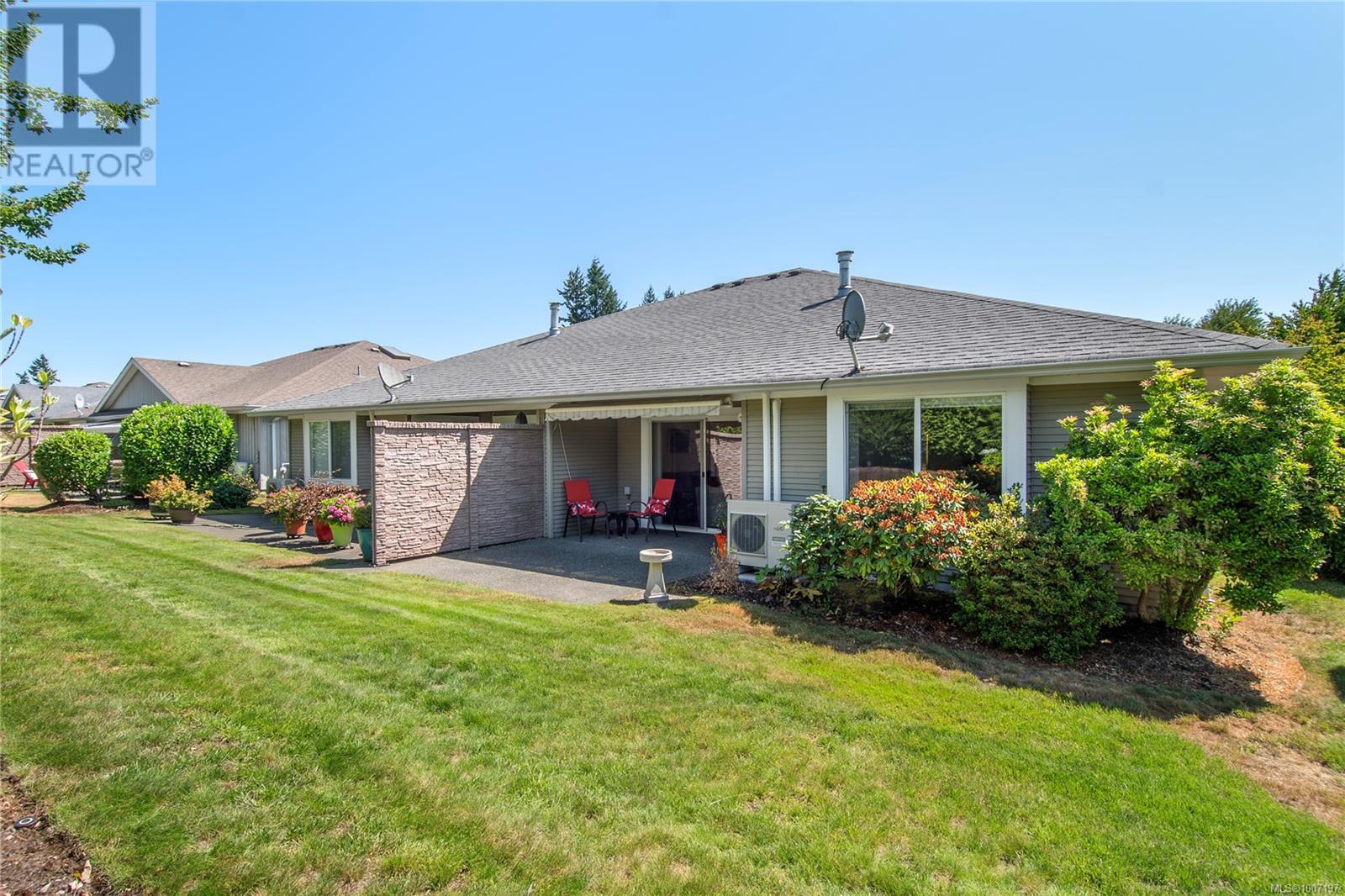 #111 1919 ST. ANDREWS PL - Image 33