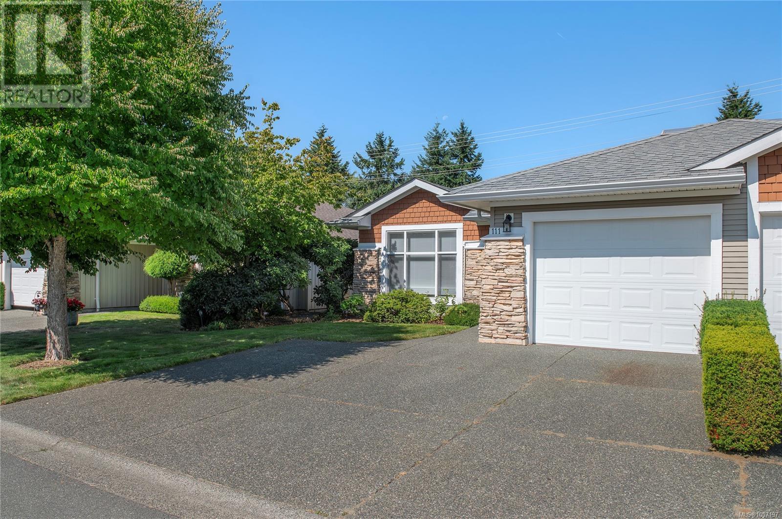 #111 1919 ST. ANDREWS PL - Image 31