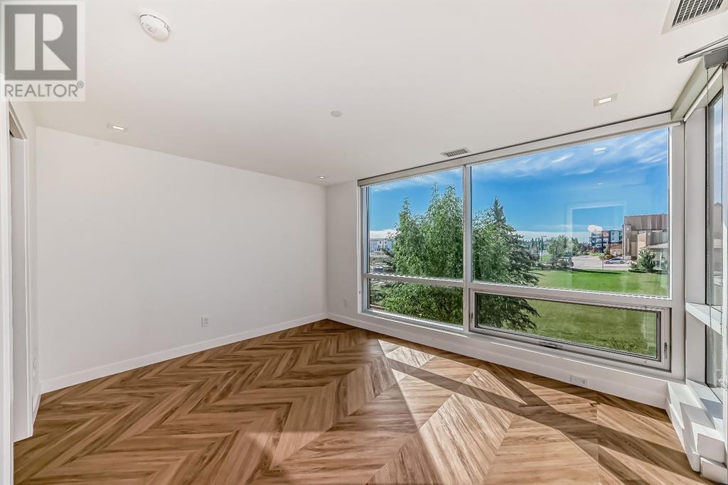 Single Family House Multi-level for Sale in   Broadcast Avenue SW West Springs Calgary 