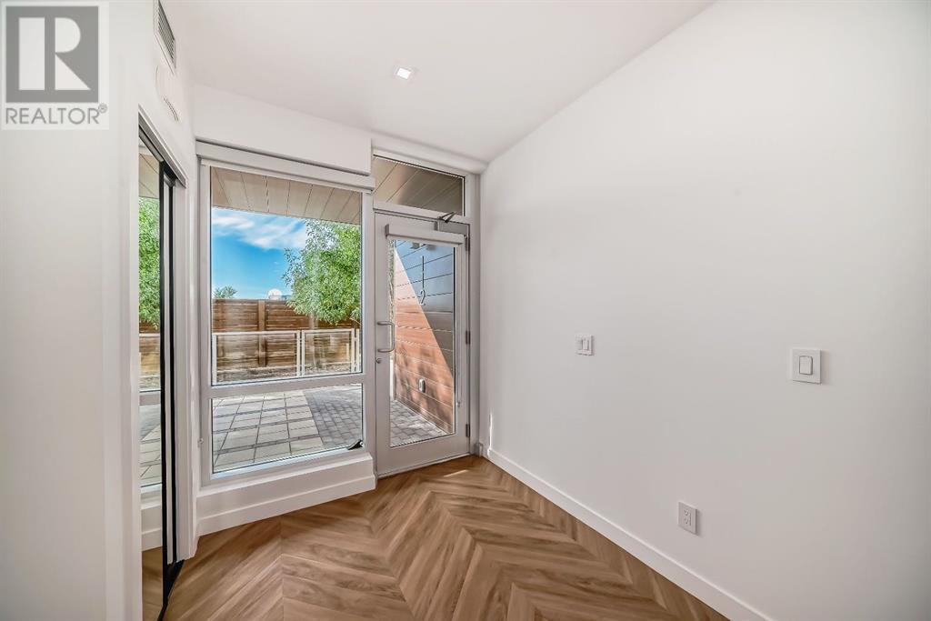 Single Family House Multi-level for Sale in   Broadcast Avenue SW West Springs Calgary 