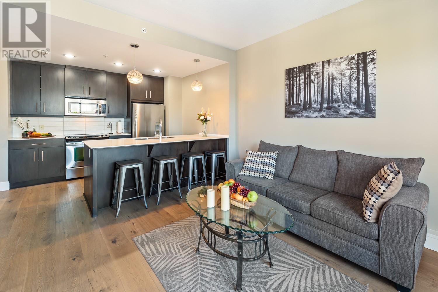 307 2040 Springfield Road, Kelowna