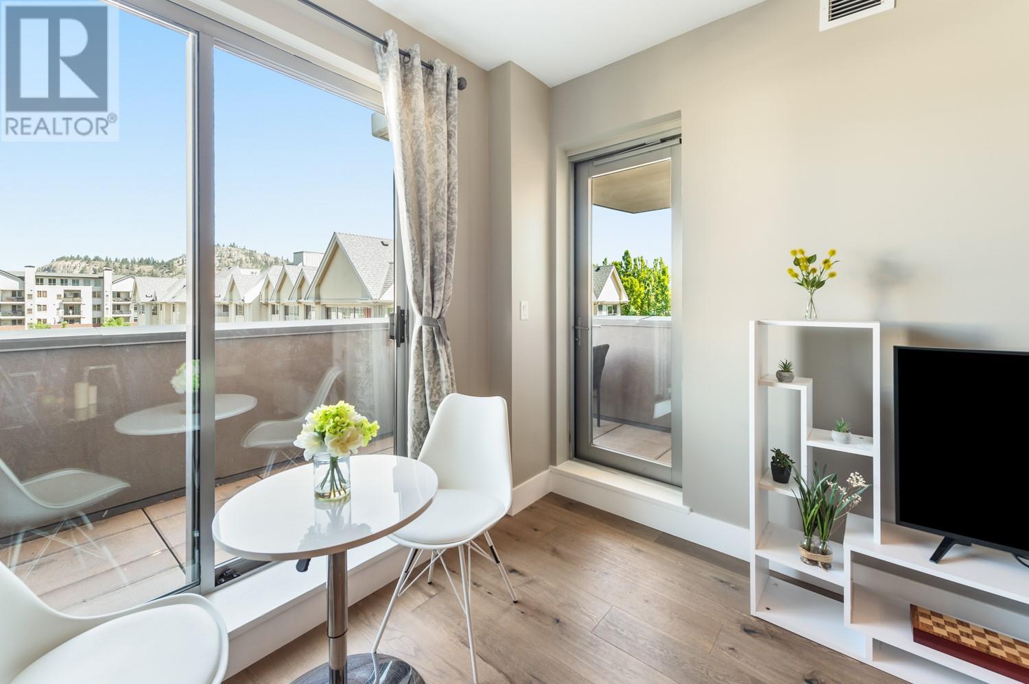 307 2040 Springfield Road, Kelowna