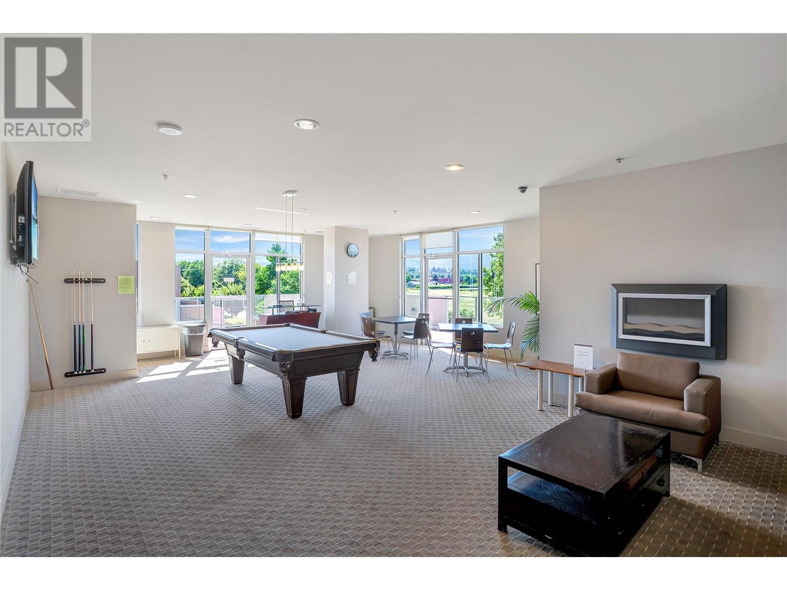 307 2040 Springfield Road, Kelowna