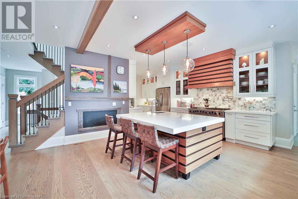 Photo 1 of 298 Shoreview Road, Burlington ON