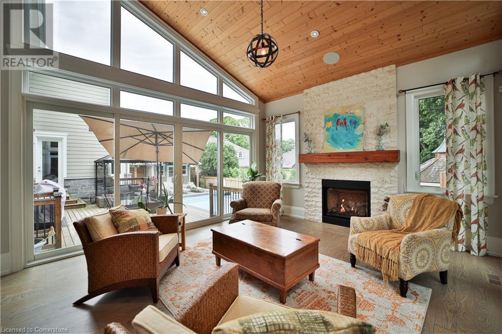 Photo 13 of 298 Shoreview Road, Burlington ON
