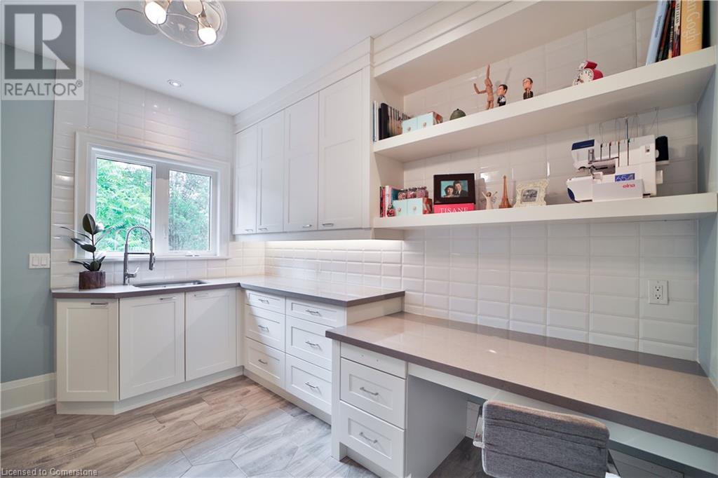 Photo 3 of 298 Shoreview Road, Burlington ON