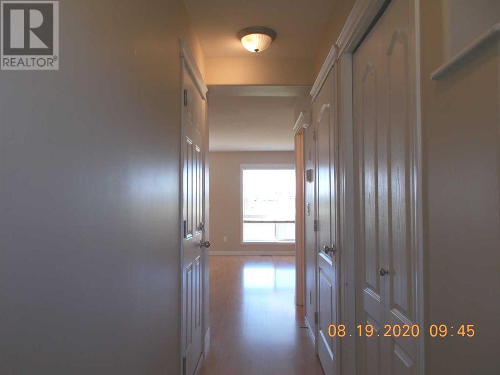 Photo 2 of 10329 70 Avenue, Grande Prairie AB