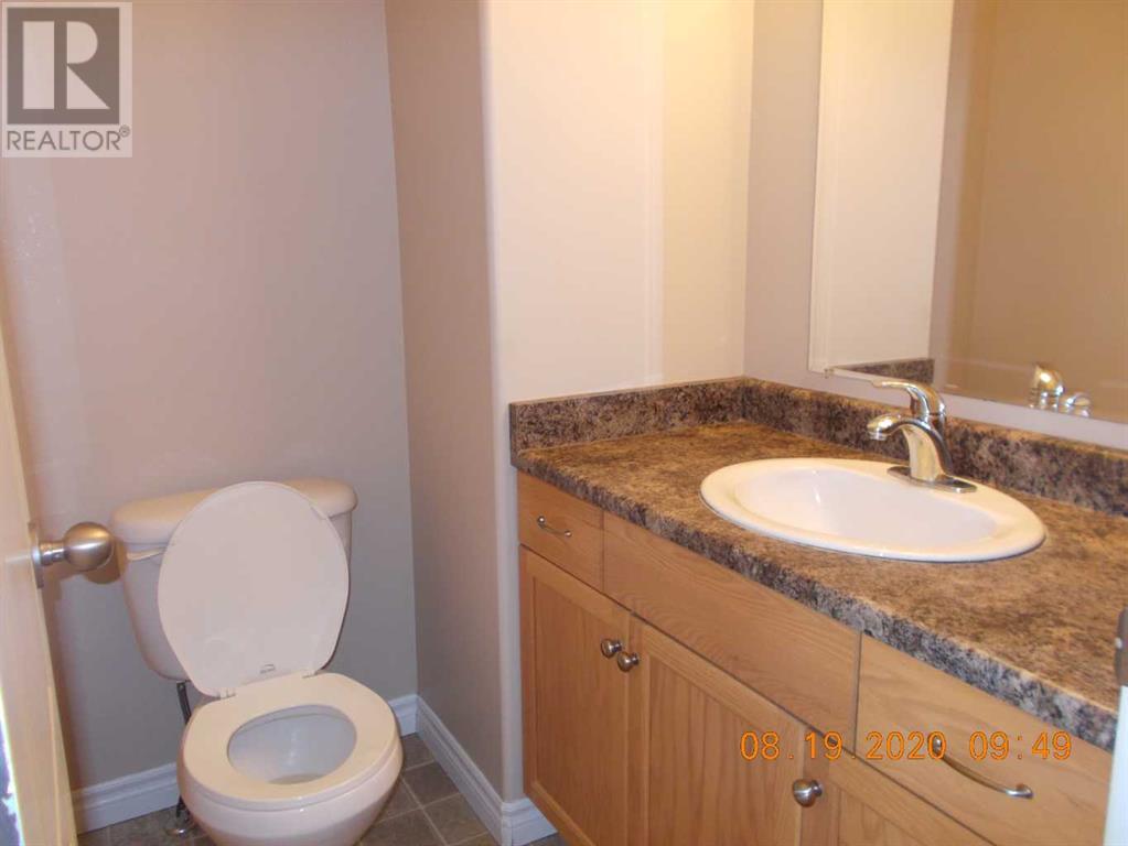 Photo 10 of 10329 70 Avenue, Grande Prairie AB