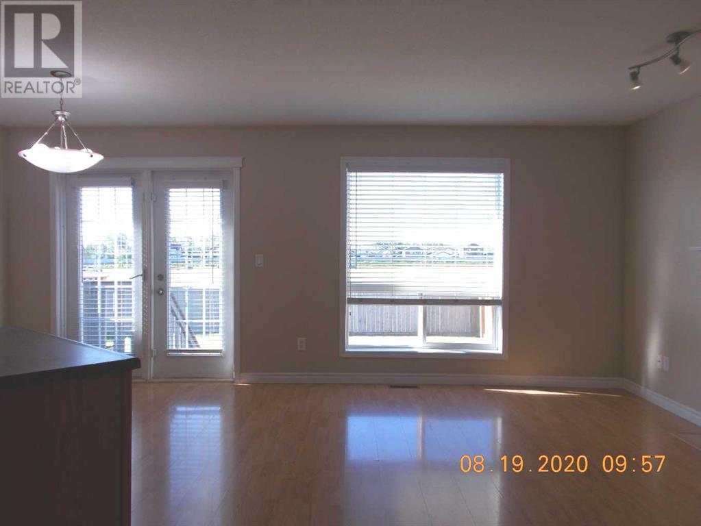 Photo 7 of 10329 70 Avenue, Grande Prairie AB