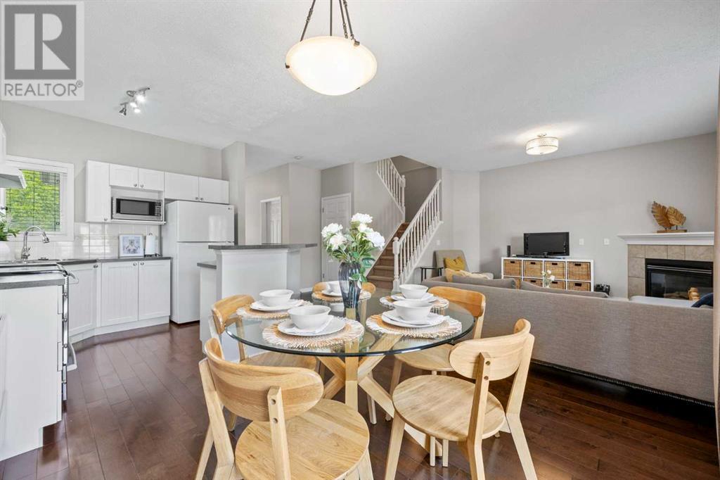 Single Family House for Sale in  Simcoe Place SW Signal Hill Calgary 