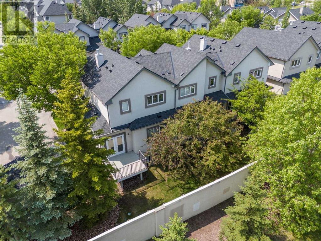 Single Family House for Sale in  Simcoe Place SW Signal Hill Calgary 